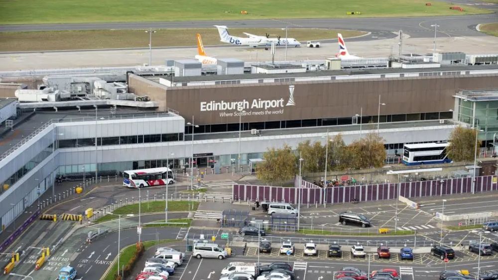 爱丁堡机场 edinburgh airport 留学目标是爱丁堡大学,斯特灵大学
