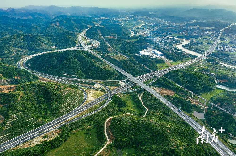 信宜水口:高速通到家门口,助力产业兴镇跑出加速度