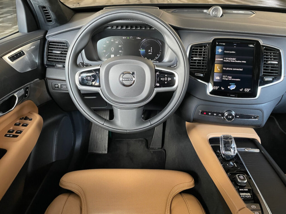 2021款沃尔沃xc90内饰,沃尔沃内饰图片 2021年沃尔沃xc90评测:仍然是我们最喜欢的大型豪华suv