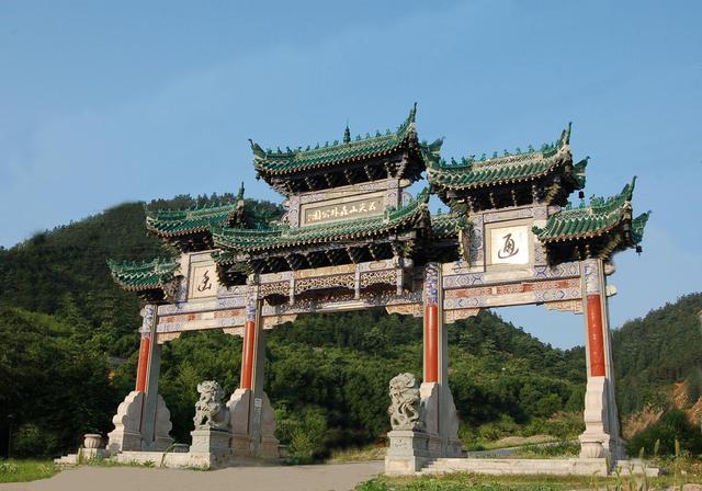 "湘北门户,临湘市是"竹木之乡,茶叶之乡,旅游景点众多