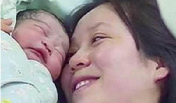 26岁产妇顺产"大出血",贴心丈夫细心照顾,但孩子刚出生就离婚