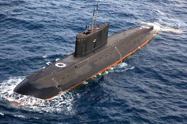 图为俄罗斯基洛级潜艇