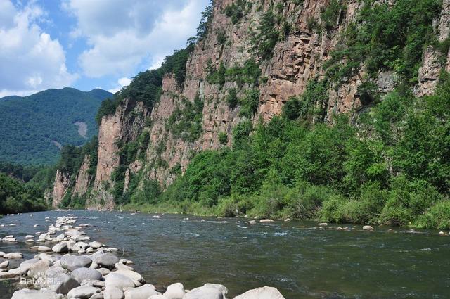 桓仁县旅游资源丰富,是国家全域旅游示范区