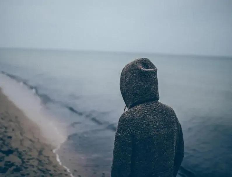 夫妻长期分居,男人的忍耐极限是多久?4个男人说了大实话