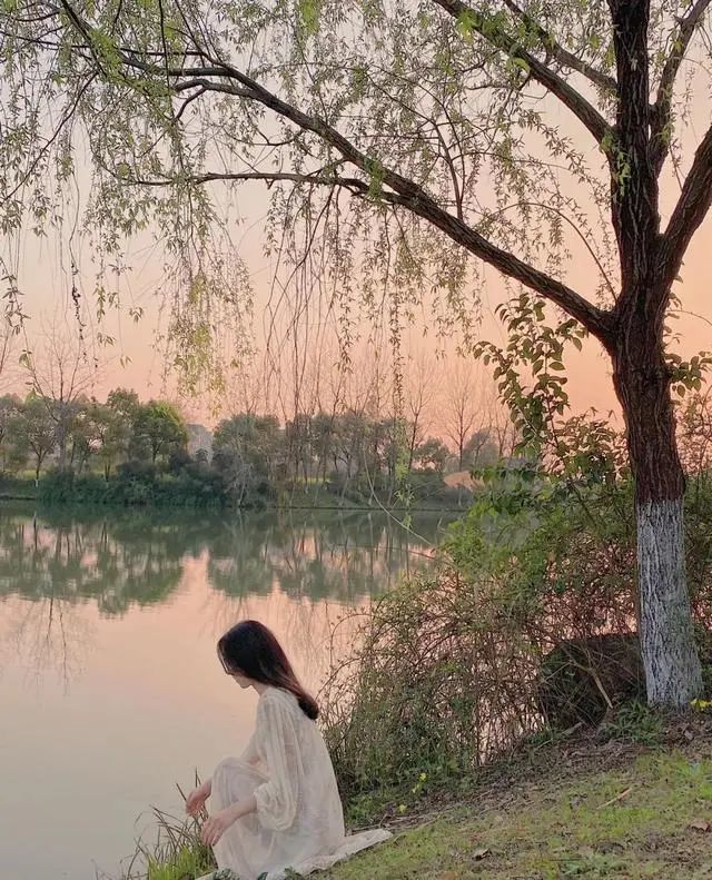 摄影技巧:背影照这样拍,才会更好看!