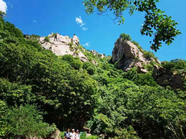 北京百泉山风景区,水美山秀草木丰茂,盛夏避暑老少皆宜