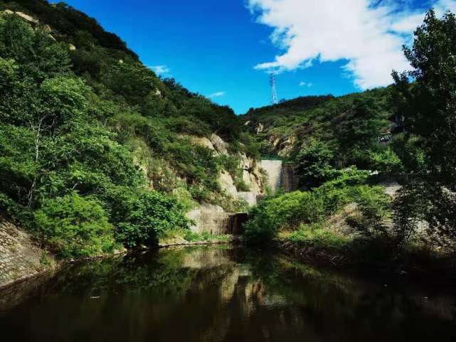 北京百泉山风景区,水美山秀草木丰茂,盛夏避暑老少皆宜