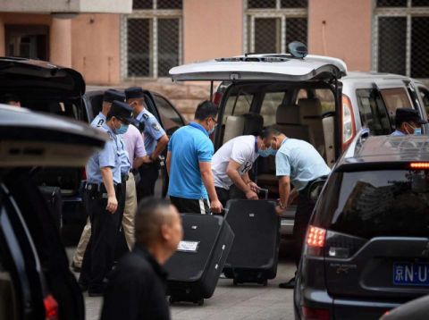 警探号|高考试卷已出发!警车押运,全程gps实时监控