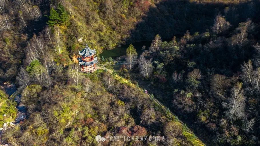 山谷地缝石泉的定西美景,尽在田园野趣的天井峡
