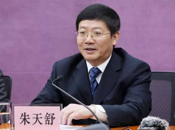今年4月,时任甘肃省委常委,兰州市委书记李荣灿出任湖北省委常委,组织