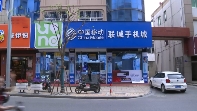 手机店"2个月被盗3次"损失15万:小偷未成年