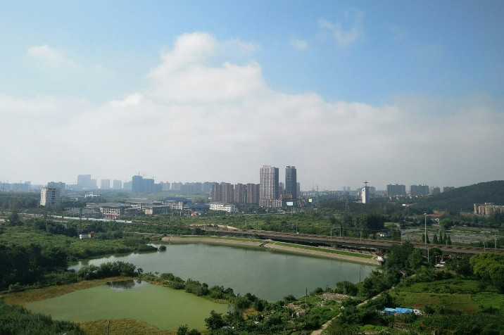 镇江人口面积 gdp_镇江锅盖面(2)