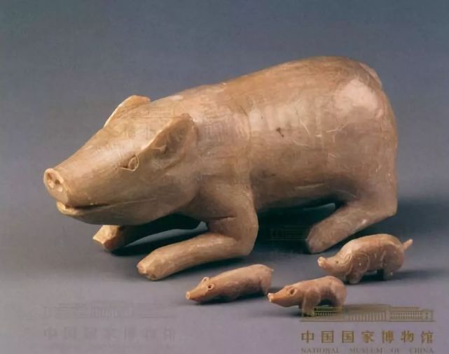 中国時代石握猪 古玉猪握 共箱 骨董 玉製品 中国古美術 重133g 汉八刀”玉猪握赏析-中国玉雕大师网官网-珠宝玉石产业平台