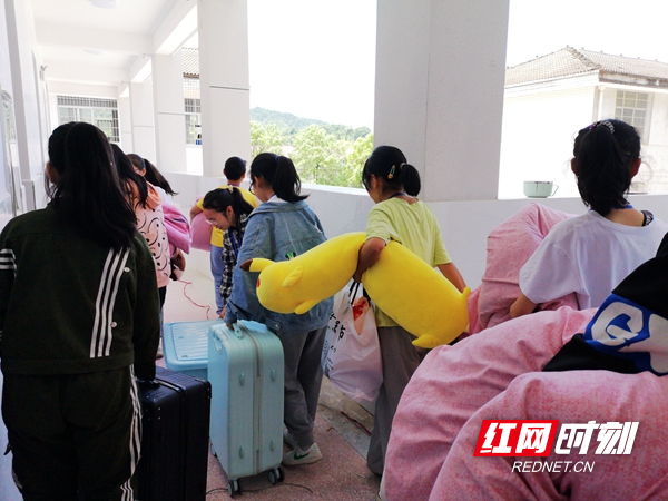 桃源太平铺中学:新建学生宿舍落成,孩子们高兴入住