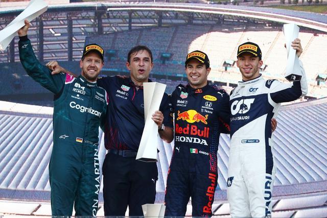 f1阿塞拜疆站:佩雷兹戏剧性夺分站冠军,一个原因导致末段大混战