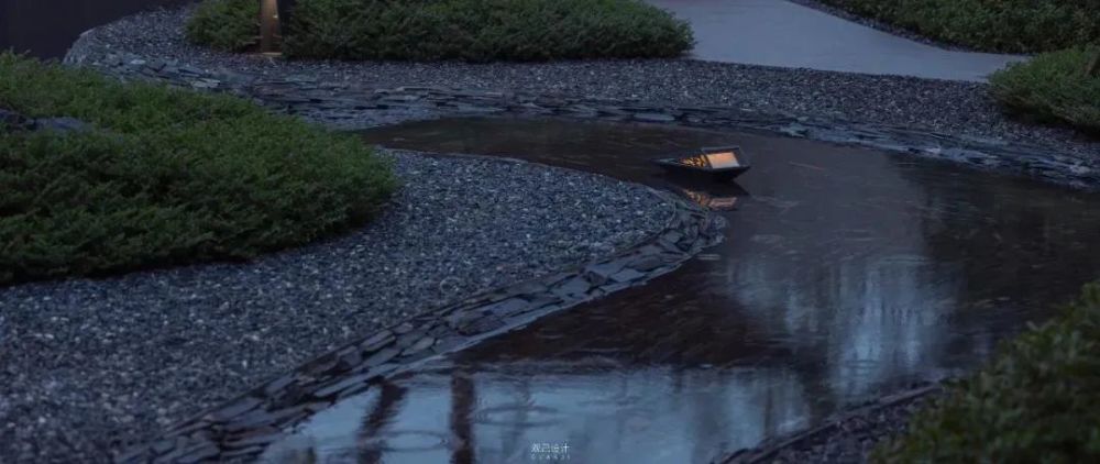 摄影团队:成都虚服摄影有限公司 「水景」 板岩置于水景增加了水景的