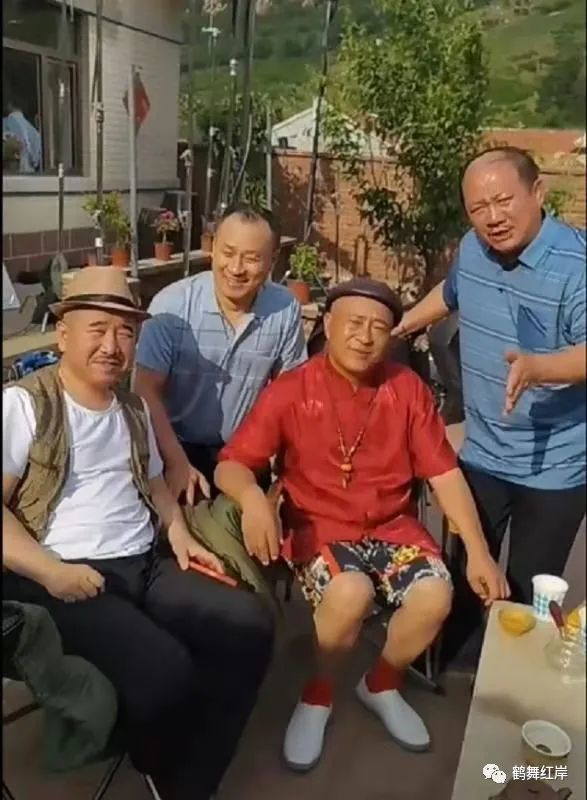 《乡村爱情14》还没有开播《乡村爱情15》就已经紧锣密鼓地开拍了.