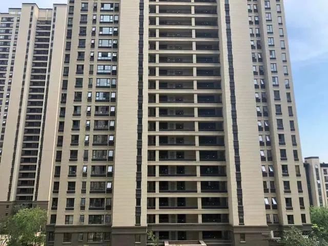 那么这套房子就是连廊式住宅