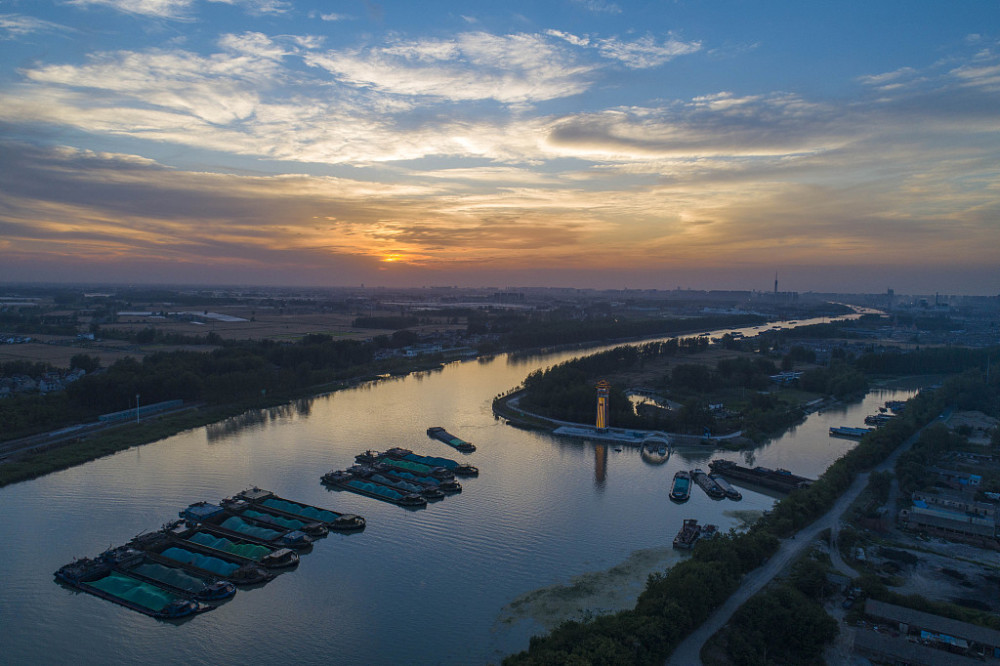 江苏淮安京杭大运河绿色现代航运建设进展顺利