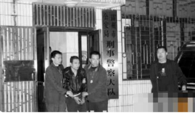 回顾1994年青川特大血案帮派火拼19人丧命17年后主犯落网
