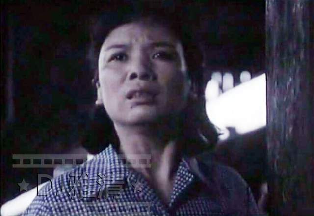 如今,黄锦裳依然活跃在影视镜头前,我们祝福她身体健康,万事吉祥.