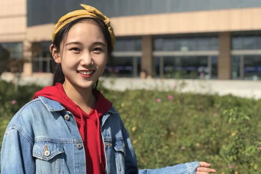 温州医科大学   黄君婷
