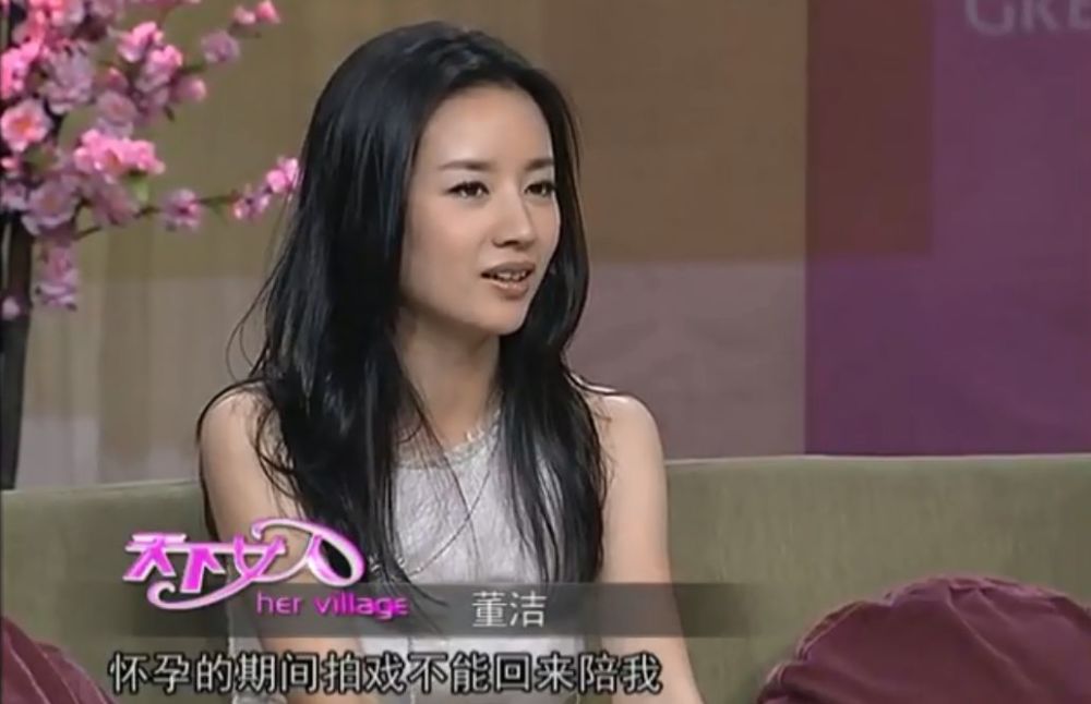 当红女星婚内出轨被拍,"激吻"视频曝光:她是如何一步步自毁的?