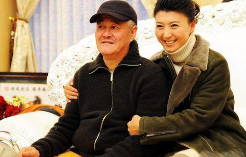 "山杏"闫学晶:两段婚姻,三个孩子,两任丈夫都是二婚