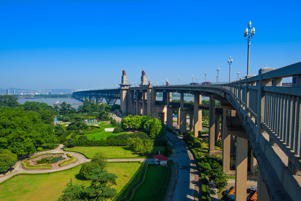 马鞍山全部人口_马鞍山学院(3)