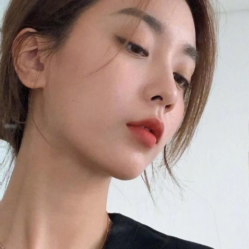 高级感女头一针见血很酷的文案