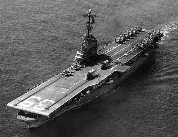 约克城号相继战沉在几次重大战役中,美军在太平洋战区剩下的航空母舰