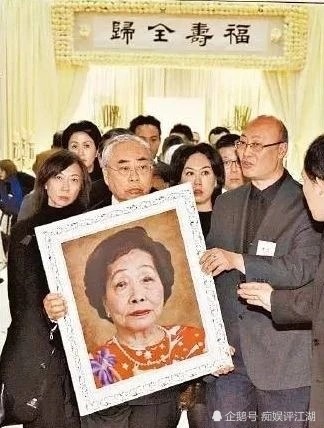正官格女命比劫争官 正官制比劫的八字