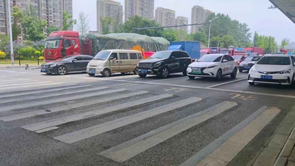 【文昌桥到北京街与松花江街交口怎么走大货车】驻马店限号一天拍3次怎么罚