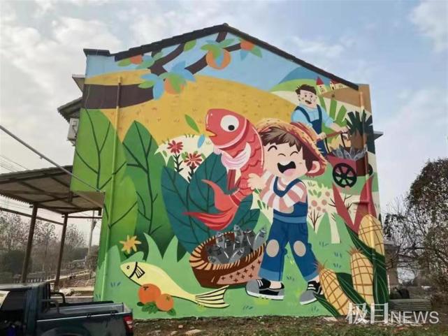 中南大学子用画笔绘美丽乡村