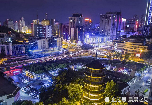 浙L人均_中国人均寿命变化图(2)