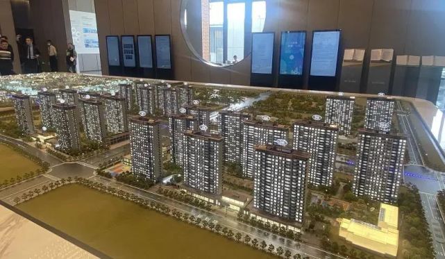 项目三:融创时代奥城