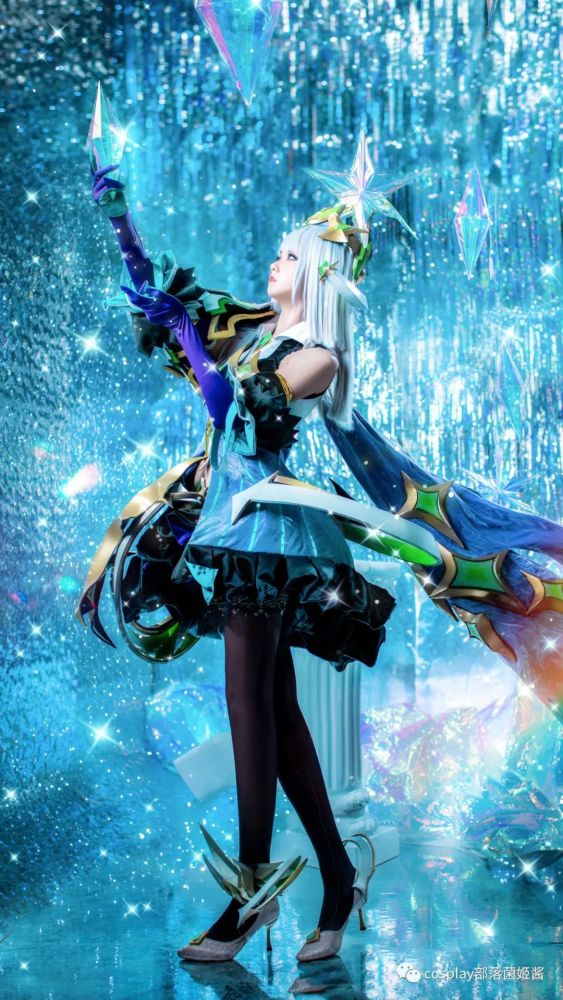 cos:王者荣耀同人虞姬启明星使cos正片@秋楚楚,去摘那