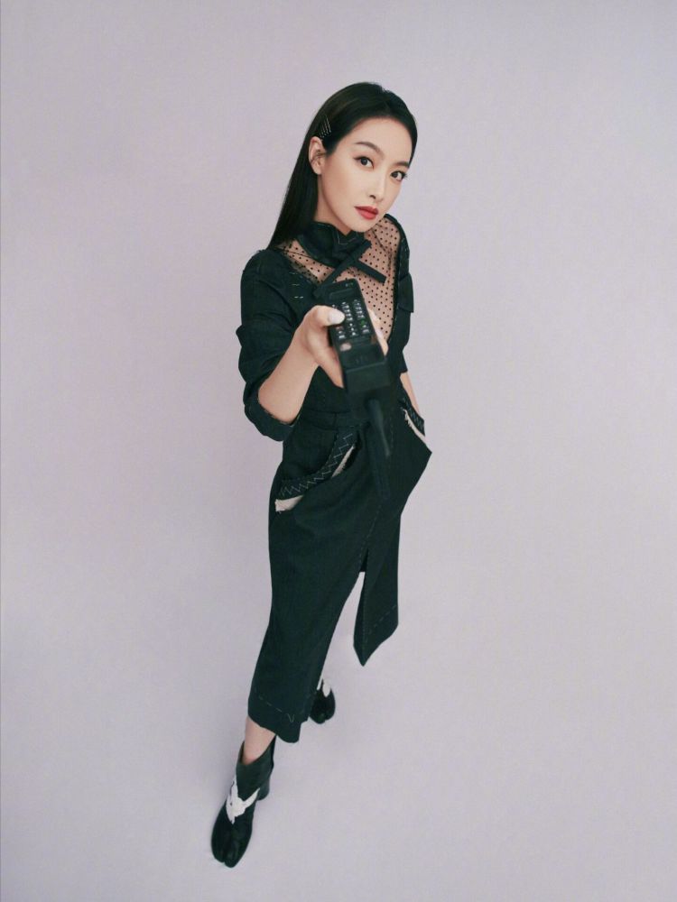 黑桃女孩宋茜全黑造型气场全开又美又飒
