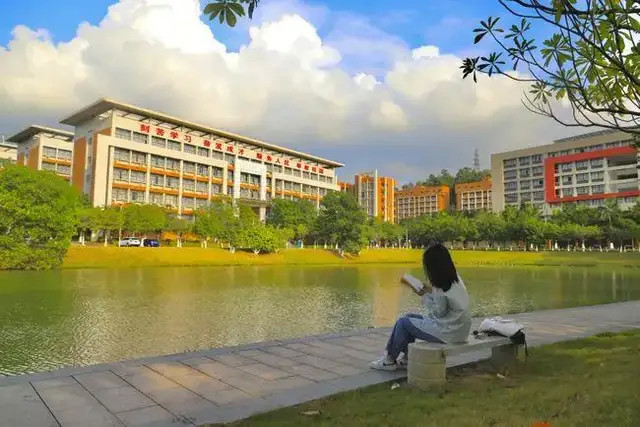 为什么要选择广州城市理工学院?