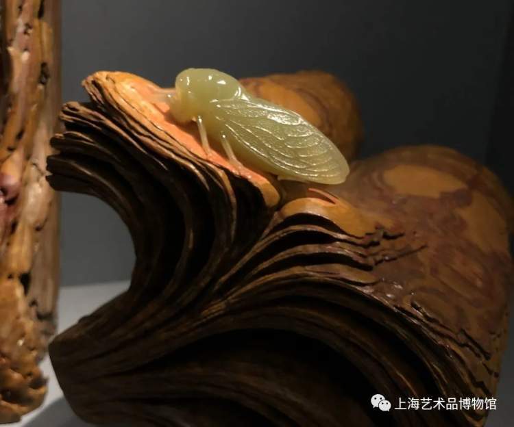 中国工艺美术大师潘惊石作品《虫书——蝉》(玉雕)