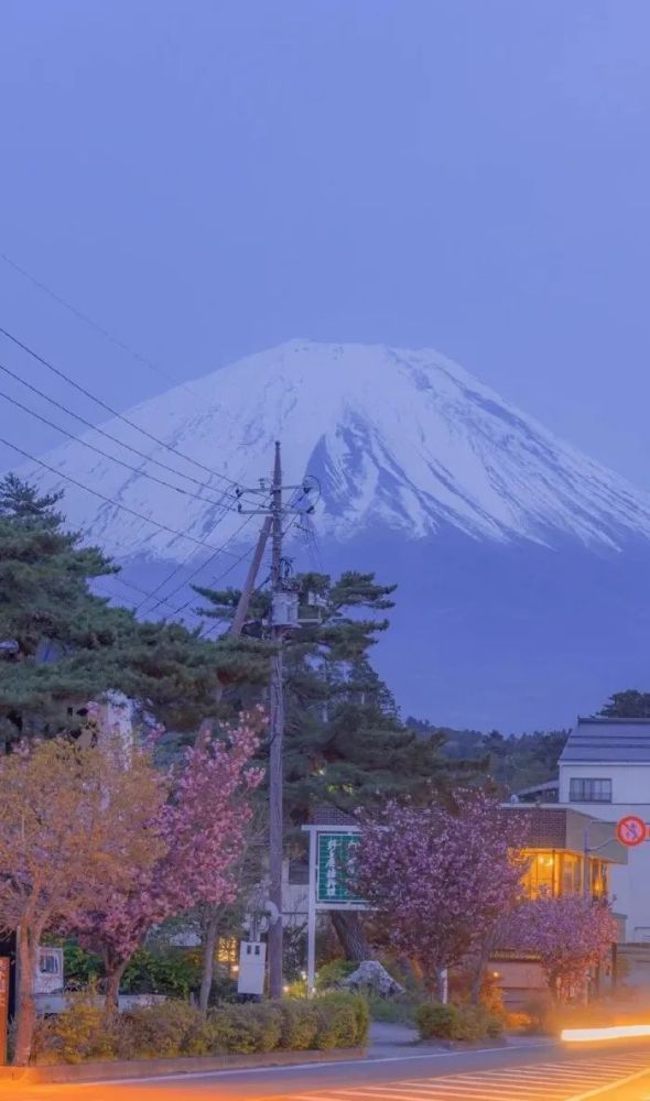 壁纸富士山下