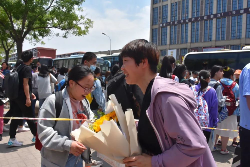 乘风破浪会有时 金榜题名山海平 图文,编辑:郭鑫 视频编辑制作:吕宪昌