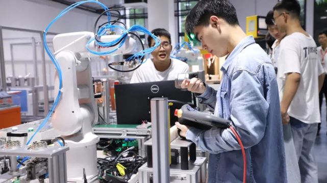 为什么要报考重庆理工大学