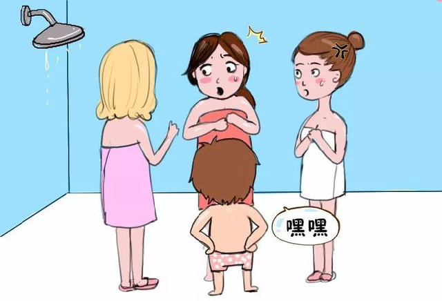 男孩进女更衣室,惹网友热议,游泳馆最新回应,却让人很无奈