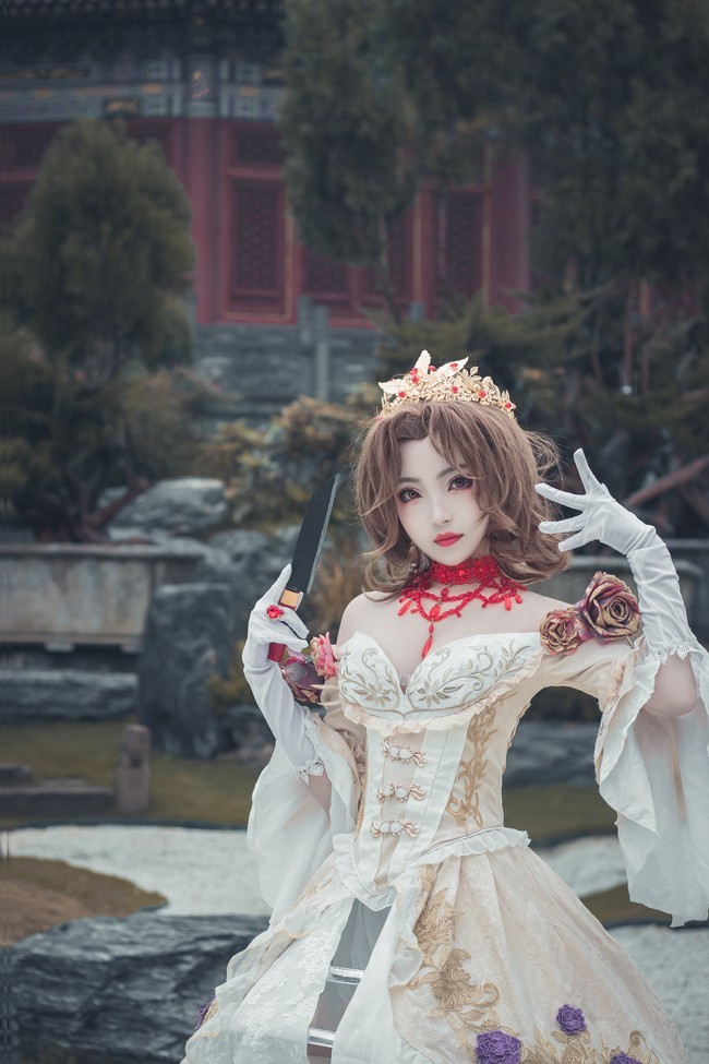 cos赏析:红夫人