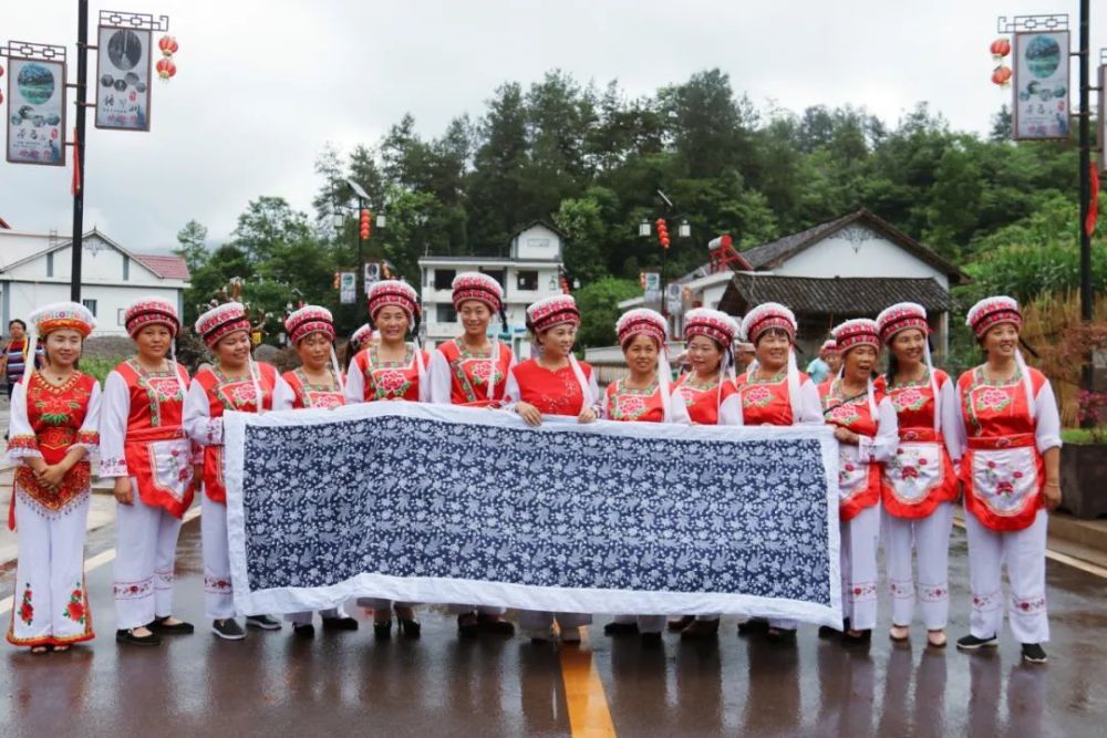 桑植县马合口白族乡梭子丘村:村民自治循规章 白族文化千里香