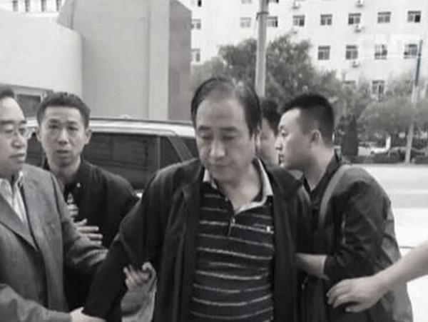 回顾白银连环杀人案:目标红衣女子,虐待死者尸体,并且
