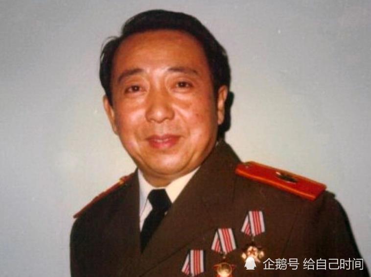 曾为《长征组歌》四曲《四渡赤水出奇兵》后半部分领唱.