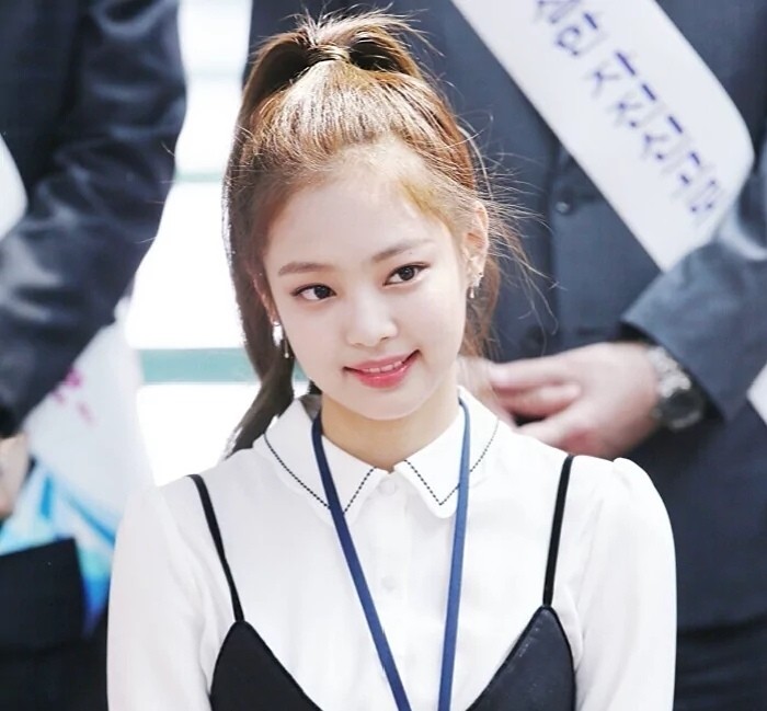 jennie可爱肉肉的头像!