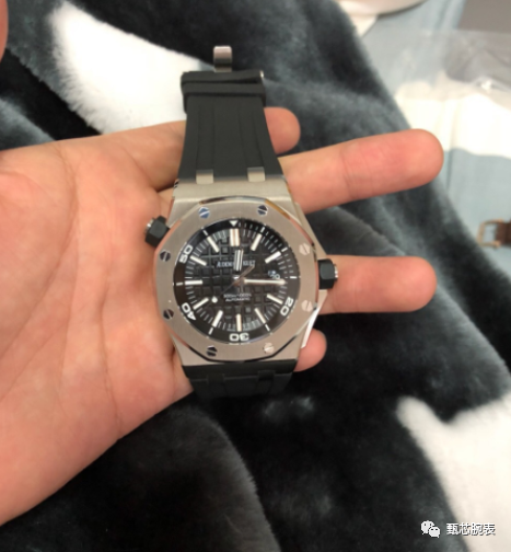 顶级潜水表,爱彼皇家橡树离岸和宝珀五十噚,谁的战斗力更强